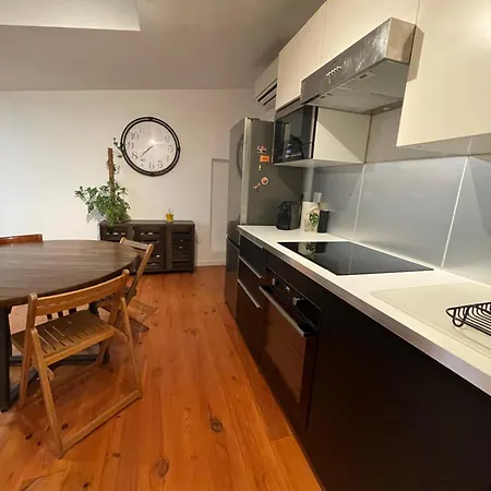 L'atelier Saint Michel Apartment *